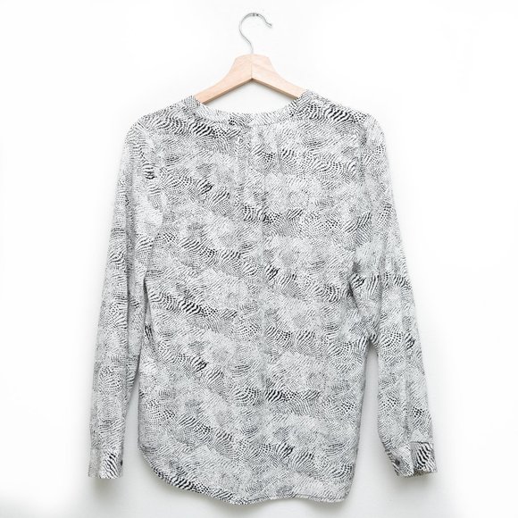 Joie 100% Silk V Neck Dotted Blouse - Picture 5 of 9